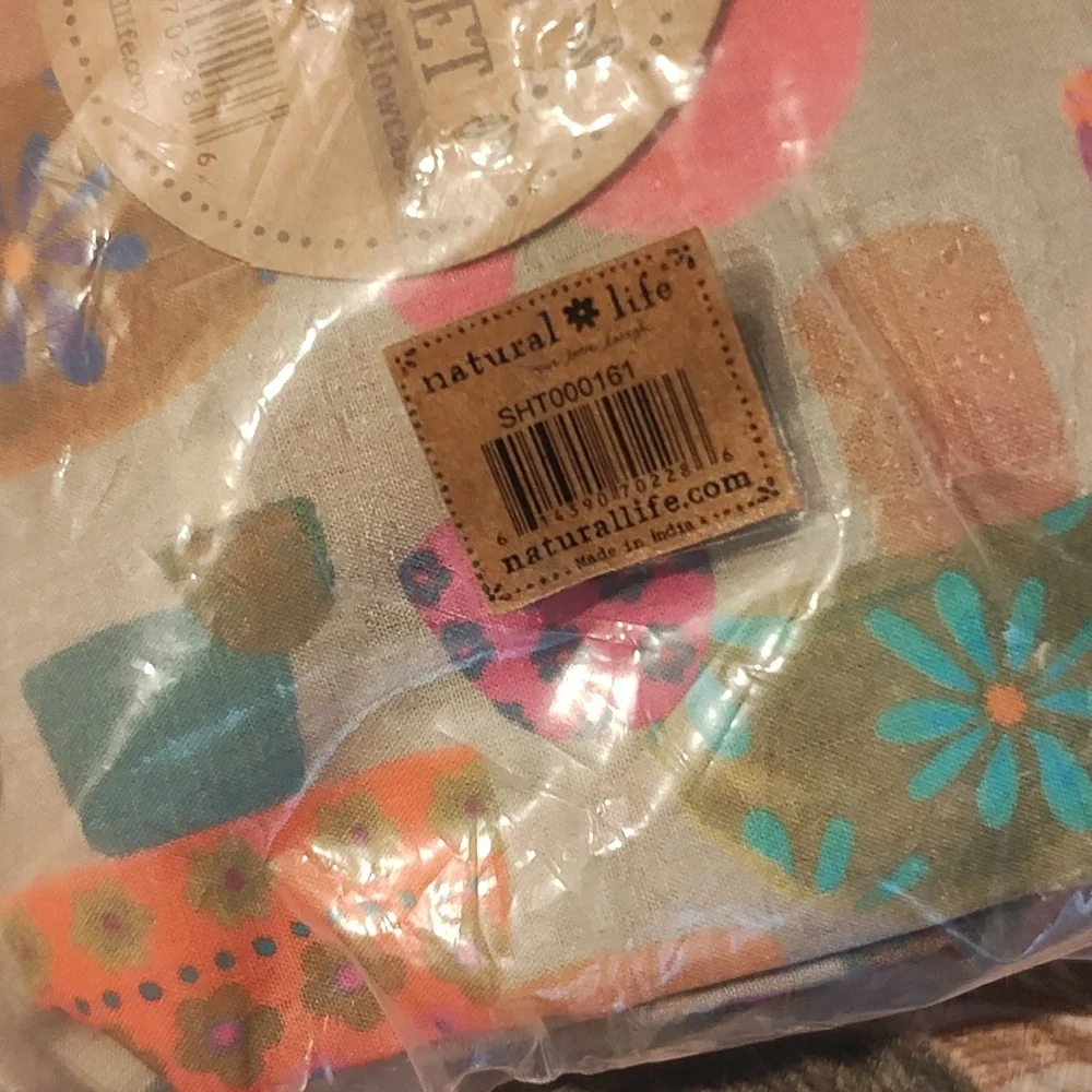 NATURAL LIFE: MUSHROOM ๐ BEDDING SHEETS - Picture 4 of 8